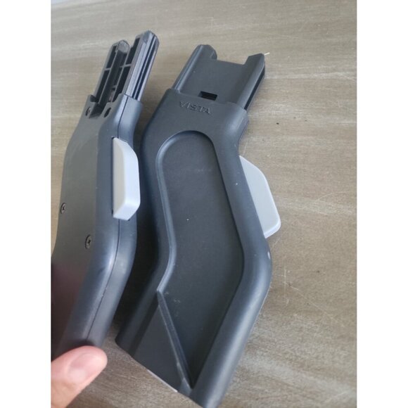 Uppababy Vista Upper Seat Adapters - Picture 3 of 4